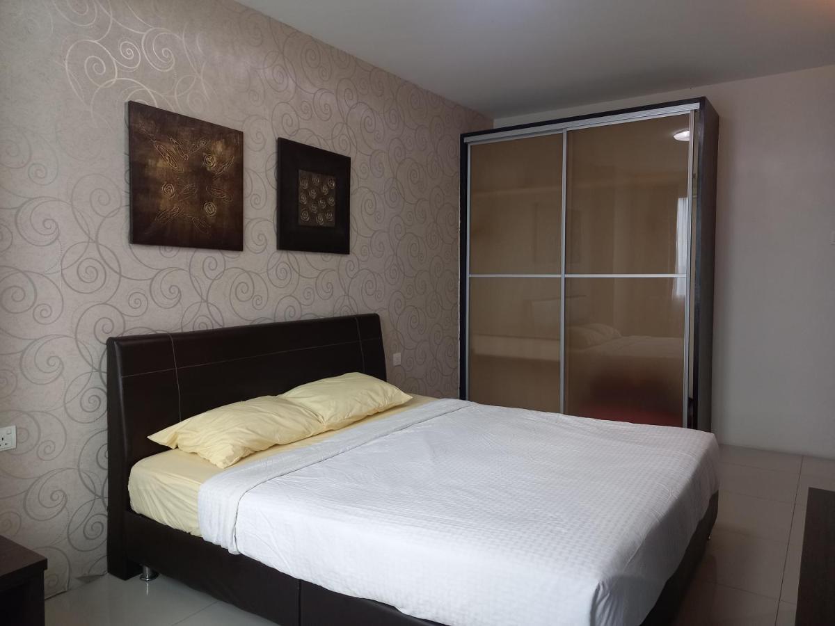 K. Riverfront Apartment Ipoh Quarto foto